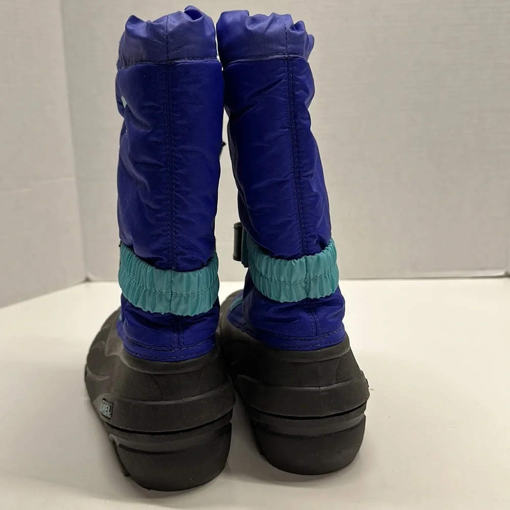 EUC Sorel Kids Flurry Insulated Winter Snow Boot